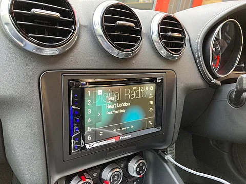 Audi TT Pioneer AVH-3200DAB & Reversing Camera Installed