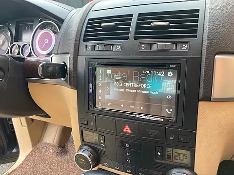 VW Touareg 2005 Multimedia Upgrade