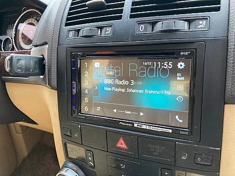 VW Touareg 2005 Multimedia Upgrade