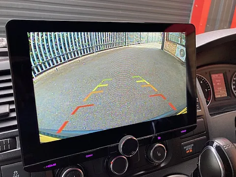 VW Transporter 2015 fitted Kenwood DMX9720XDS 10.1” floating screen
