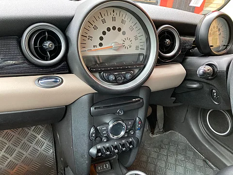 Mini R56 2013 Factory Radio