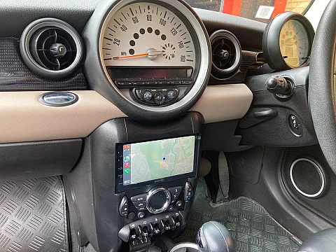 Mini R56 2013 fitted with Kenwood DMX5020DABS Stereo