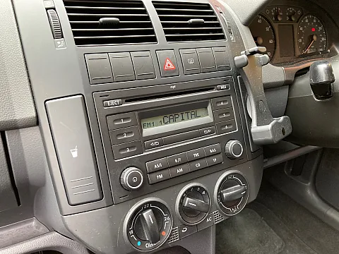 VW Polo 2008 Factory Raio