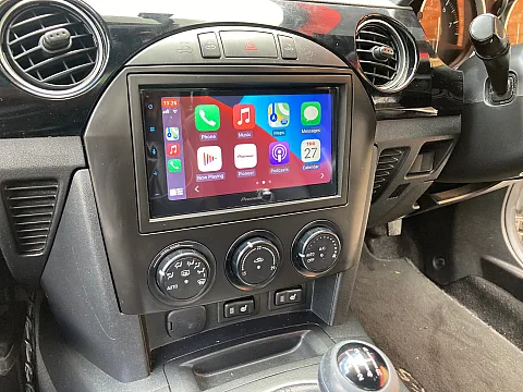 Mazda MX5 2007 fitted with Pioneer SPH-DA160DAB Stereo