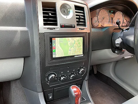 Chrysler 300C Aspen 2005 fitted Pioneer SPH-EVO64DAB