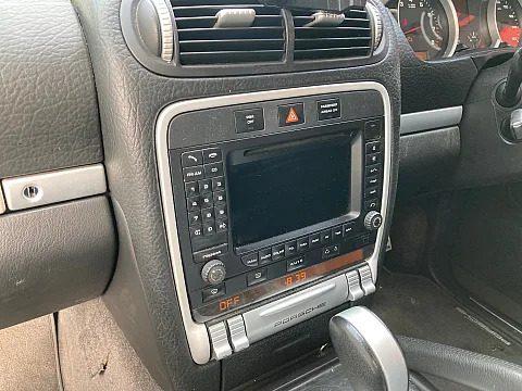 Porsche Cayenne 2003 Factory Radio