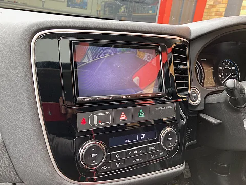 Mitsubishi Outlander 2015 Sony XAV-AX5550D Installed