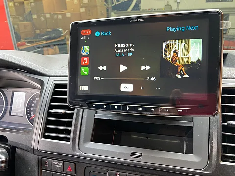 VW Transporter T6 fitted Alpine ILX-F903D