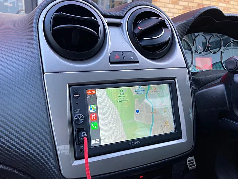 Alfa Romeo Mito 2012 fitted Sony XAV-AX1000 multimedia