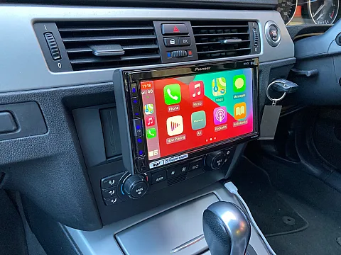 BMW 3 Series 2006 model fitted with Pioneer SPH-EVO62DAB