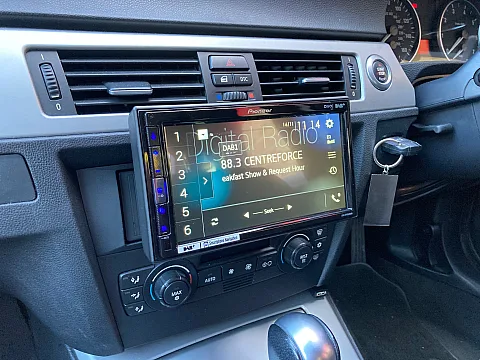 BMW 3 Series 2006 model fitted with Pioneer SPH-EVO62DAB