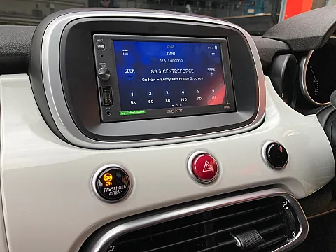 Fiat 500X 2017 fitted with SONY XAV-AX1005 Multimedia