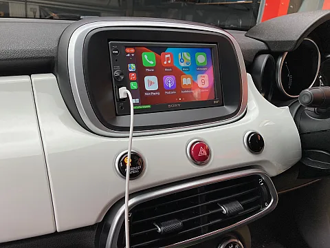 Fiat 500X 2017 fitted with SONY XAV-AX1005 Multimedia