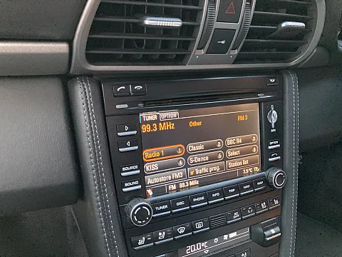Porsche 911 2009 factory radio