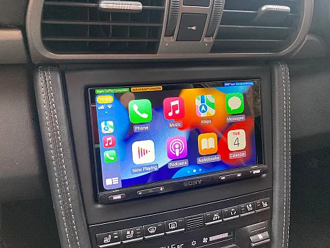 Porsche 911 2009 fitted with a Sony XAV-5650