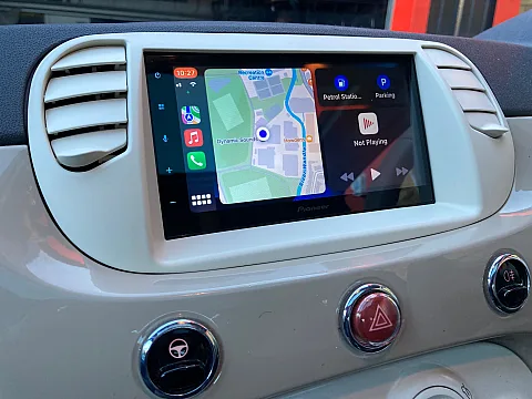 Fiat 500 2014 model fitted with a Pioneer SPH-DA160DAB