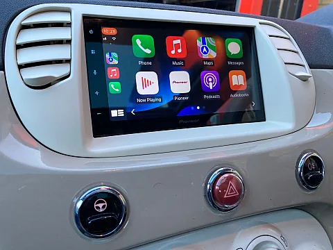 Fiat 500 2014 model fitted with a Pioneer SPH-DA160DAB