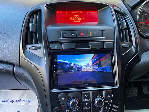 Vauxhall Astra 2012 fitted with Kenwood DMX125DAB, Reversing Cam