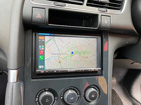 Peugeot 3008 2015 fitted with Sony XAV-AX 3250 Multimedia
