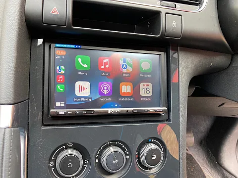 Peugeot 3008 2015 fitted with Sony XAV-AX 3250 Multimedia