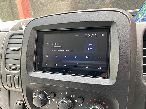 Vauxhall Vivaro 2017 fitted with Pioneer SPH-DA360DAS