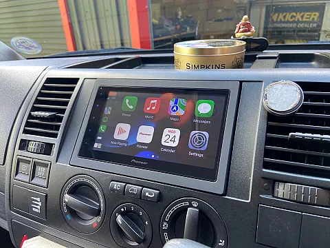 VW Transporter 2008 fitted Pioneer SPH-DA360DAB + ND-BC8