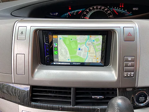 Toyota Estima 2008 Pioneer AVH-Z2200BT CarPlay Installed
