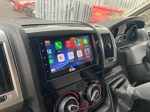 Fiat Ducato 2015 upgraded with Pioneer CarPlay / Android Auto stereo