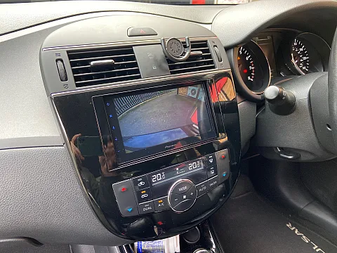 Nissan Pulsar 2017 fitted Pioneer SPH-DA360DAB retaining factory USB/Camera
