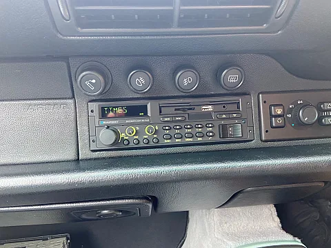 Porsche 993 1994 / Blaupunkt Bremen SQR 46 Upgrade
