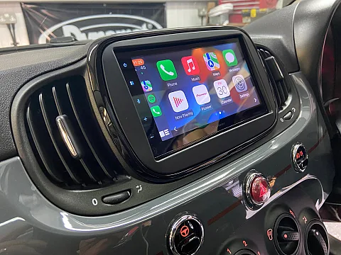 Fiat 500 2015 fitted Pioneer SPH-DA160DAB retaining factory dab antenna