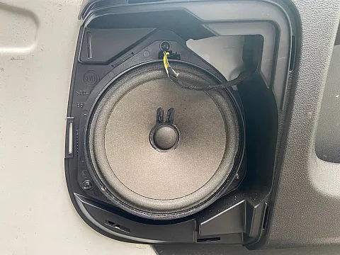 Citroen Relay 2017 Focal 165AC Front door speaker upgrade