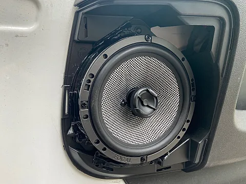 Citroen Relay 2017 Focal 165AC Front door speaker upgrade