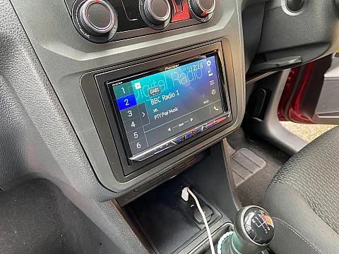 VW Caddy 2019 fitted Pioneer SPH-DA230DAB retaining DAB Antenna, USB