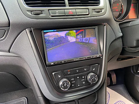Vauxhall Mokka 2014 fitted Sony XAV-AX3250 Multimedia,CMOS-230 Camera