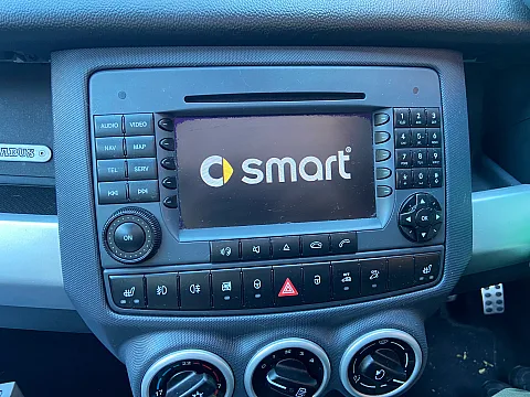 Smart For Four 2006 factory radio