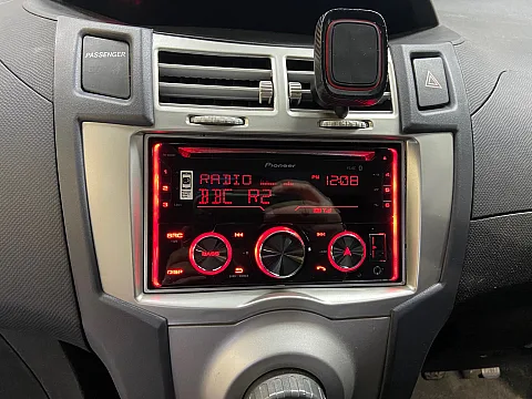 Toyota Yaris 2007 upgraded with a Pioneer FH-S720BT using CT24TY22 fascia and CT20TY01