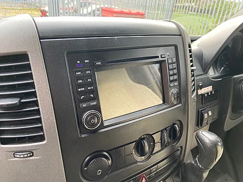 Mercedes Sprinter 2006 Upgraded with Pioneer SPH-DA360DAB & Focal 130AC