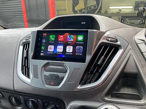 Ford Transit Custom 2017 upgraded with Pioneer SPH-DA360DAB Stereo
