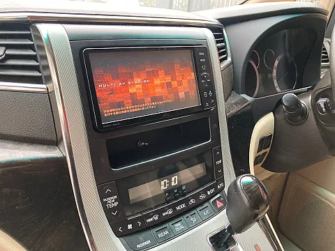 Toyota Alphard 2012 factory radio
