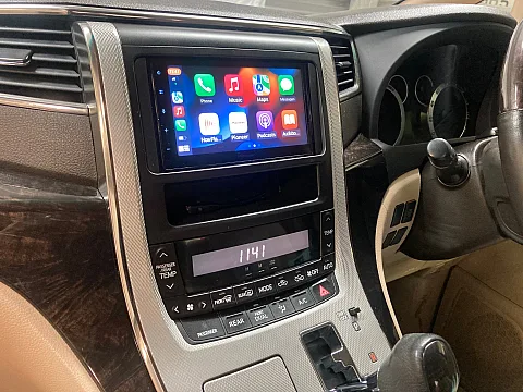 Toyota Alphard 2012 fitted with SPH-DA360DAB CarPlay / Android Auto stereo