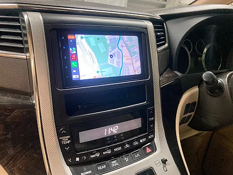 Toyota Alphard 2012 fitted with SPH-DA360DAB CarPlay / Android Auto stereo