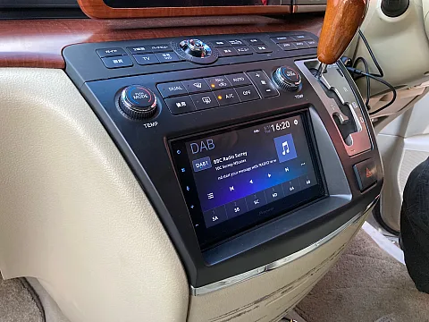 Nissan Elgrand 2005 upgraded with Pioneer SPH-DA360DAB CarPlay/Android Auto stereo