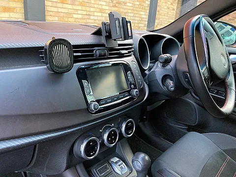 Alfa Romeo Giulietta 2018 factory radio