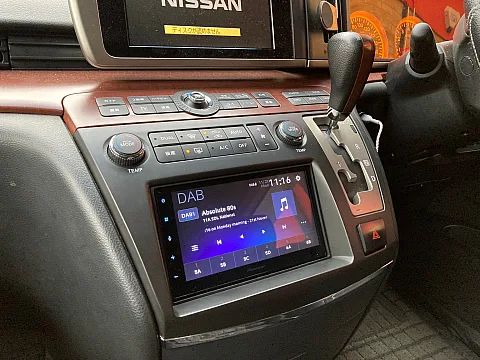 Nissan Elgrand 2007 fitted with Pioneer SPH-DA160DAB Car Stereo