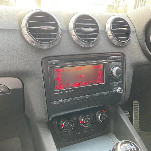 Audi TT 2008 factory radio