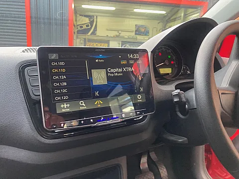 Skoda Citigo 2011 upgraded with Alpine ILX-F905D, FK-389 fitting kit