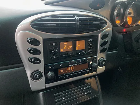 Porsche Boxster 2004 factory radio