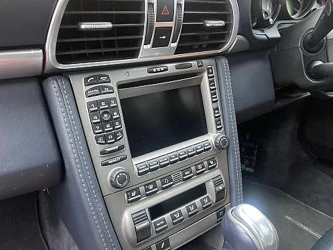 Porsche Carrera 4S 2005 factory radio