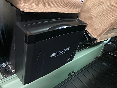 Land Rover Defender 2016 Alpine UTE-200BT, SWE-1200 AMP subwoofer install